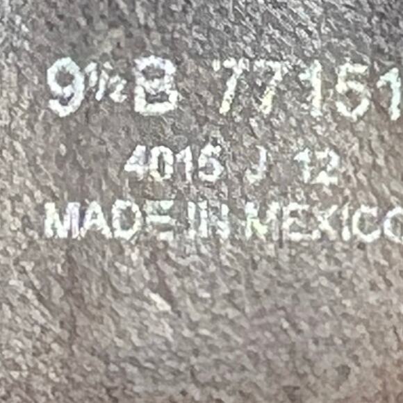 Frye Women’s Melissa Button Shearling Lined Lug Sole Riding Boot Size US 9.5 - Picture 10 of 14